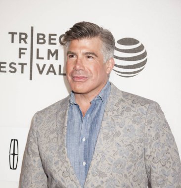 aktör Bryan Batt
