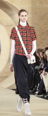 marc jacobs tarafından