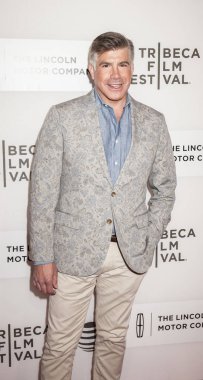 aktör Bryan Batt
