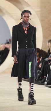 marc jacobs tarafından