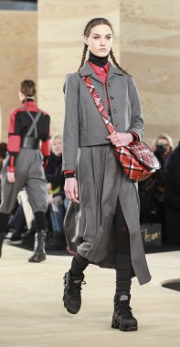 marc jacobs tarafından