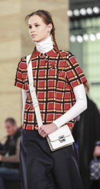 marc jacobs tarafından