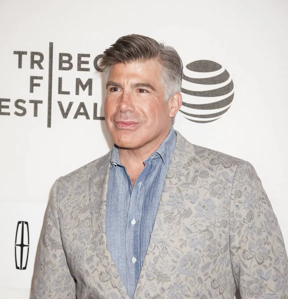aktör Bryan Batt