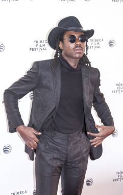 şarkıcı Dev Hynes