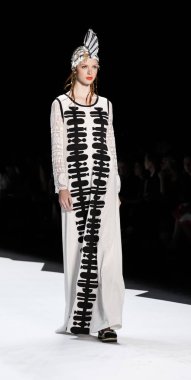 modeli Desigual pist Show'da