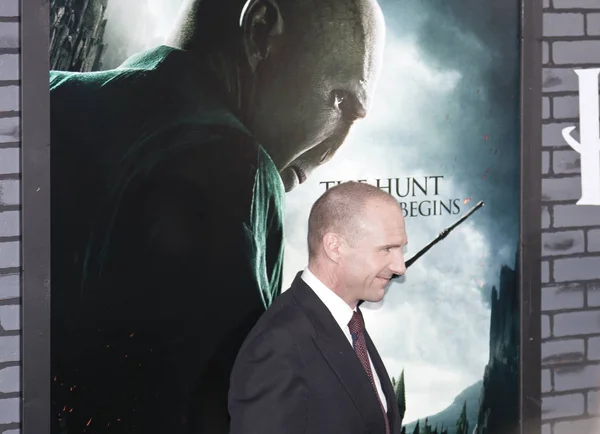 aktör Ralph Fiennes