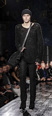 John Varvatos Fw17 pist gösteri