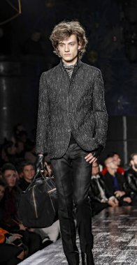 John Varvatos Fw17 pist gösteri