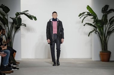 Palmiers du Mal defilesi