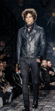 John Varvatos Fw17 pist gösteri