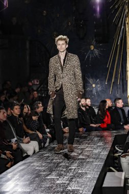 John Varvatos Fw17 pist gösteri