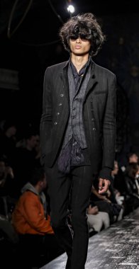 John Varvatos Fw17 pist gösteri