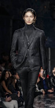 John Varvatos Fw17 pist gösteri