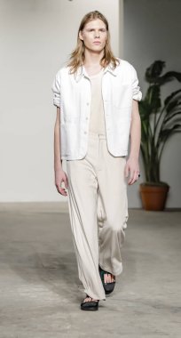 Palmiers du Mal defilesi