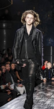 John Varvatos Fw17 pist gösteri