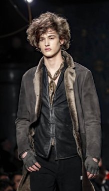 John Varvatos Fw17 pist gösteri