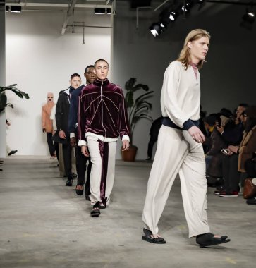 Palmiers du Mal defilesi