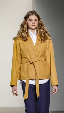  Carlos Campos Fw17 pist gösteri
