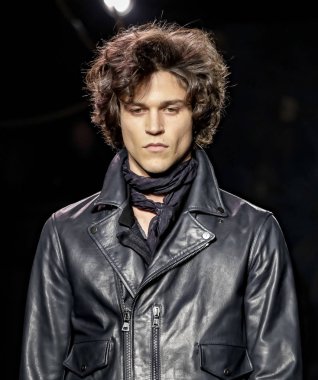 John Varvatos Fw17 pist gösteri