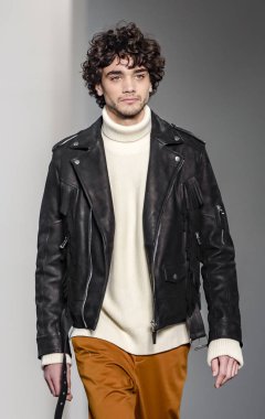 Carlos Campos Fw17 pist gösteri