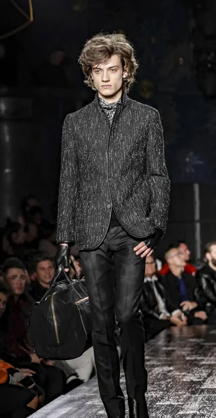 John Varvatos Fw17 διάδρομο δείχνουν — Φωτογραφία Αρχείου