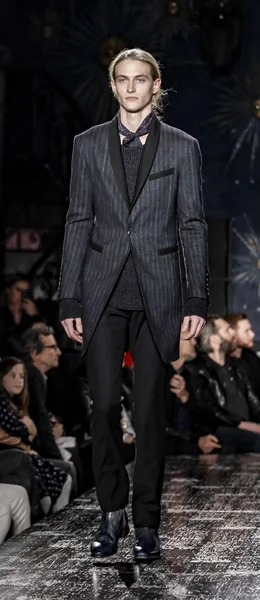 John Varvatos Fw17 διάδρομο δείχνουν — Φωτογραφία Αρχείου