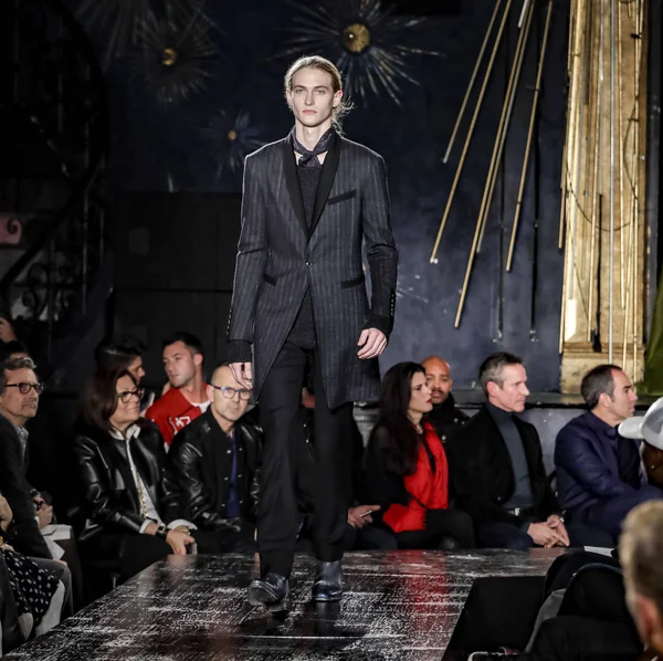 John Varvatos FW17 runway show — Stock Photo, Image