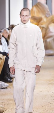 Lacoste Fw17 koleksiyonu pist gösteri
