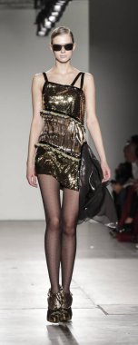 Custo Barcelona defilesi