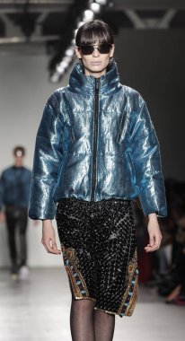  Custo Barcelona defilesi