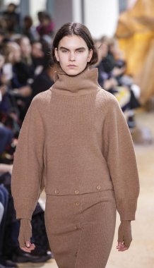 Lacoste Fw17 koleksiyonu pist gösteri
