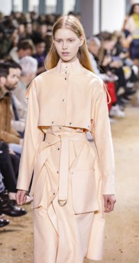 Lacoste Fw17 koleksiyonu pist gösteri