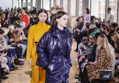 Lacoste Fw17 koleksiyonu pist gösteri