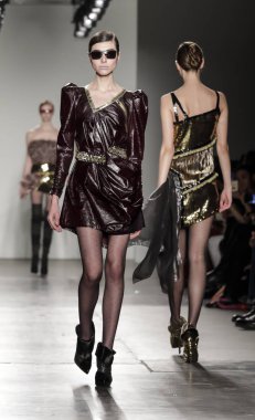 Custo Barcelona defilesi