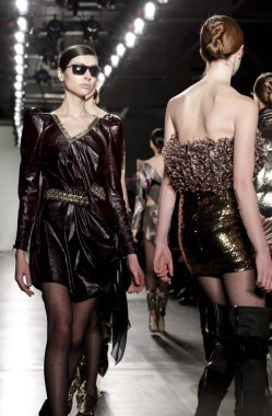 Custo Barcelona defilesi 