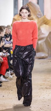 Lacoste Fw17 koleksiyonu pist gösteri