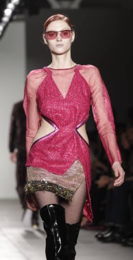 Custo Barcelona defilesi