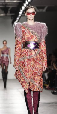 Custo Barcelona defilesi