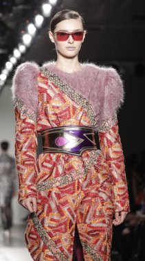 Custo Barcelona defilesi