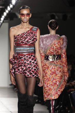 Custo Barcelona defilesi