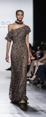 Dennis Basso Fw17 koleksiyonu