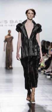 Dennis Basso Fw17 koleksiyonu