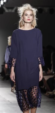 KaTtY Xiomara pist gösteri