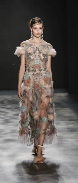 Marchesa collection runway show — Stock Photo, Image