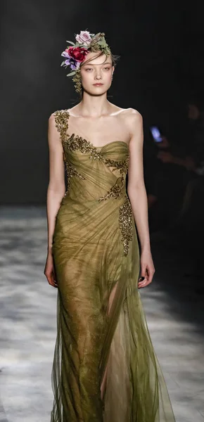 Marchesa collection runway show — Stock Photo, Image