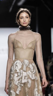 Cristina Piccone pist yürür