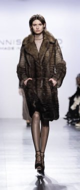 Dennis Basso Fw17 koleksiyonu