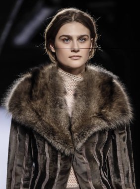 Dennis Basso Fw17 koleksiyonu