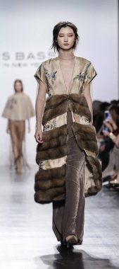 Dennis Basso Fw17 koleksiyonu