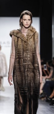 Dennis Basso Fw17 koleksiyonu